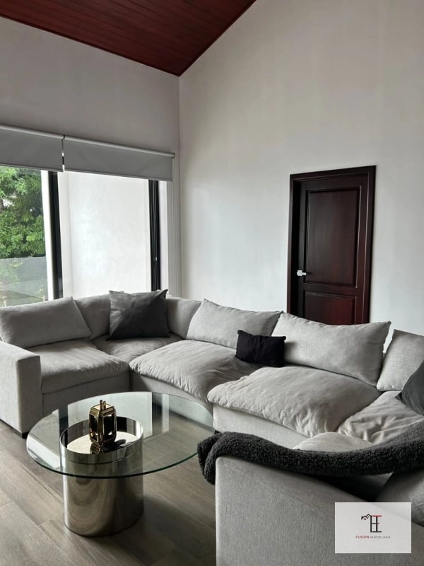 Vendo casa en Santa Rosalia Km 12.5 CAES con acceso por zona 16 - 2