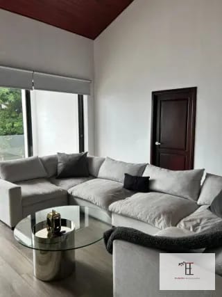 Vendo casa en Santa Rosalia Km 12.5 CAES con acceso por zona 16 — Casa en Venta en Santa Rosalia La Laguna, Carretera a El Salvador, Guatemala, Ciudad — miniatura 2 de 10