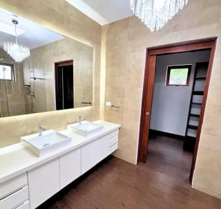 RENTA O VENTA  ESPECTACULAR CASA 4 HAB EL ENCANTO DE SAN ISIDRO ZONA 16 — Casa en Alquiler en Jardines de San Isidro, Zona 16, Guatemala, Ciudad — miniatura 6 de 6