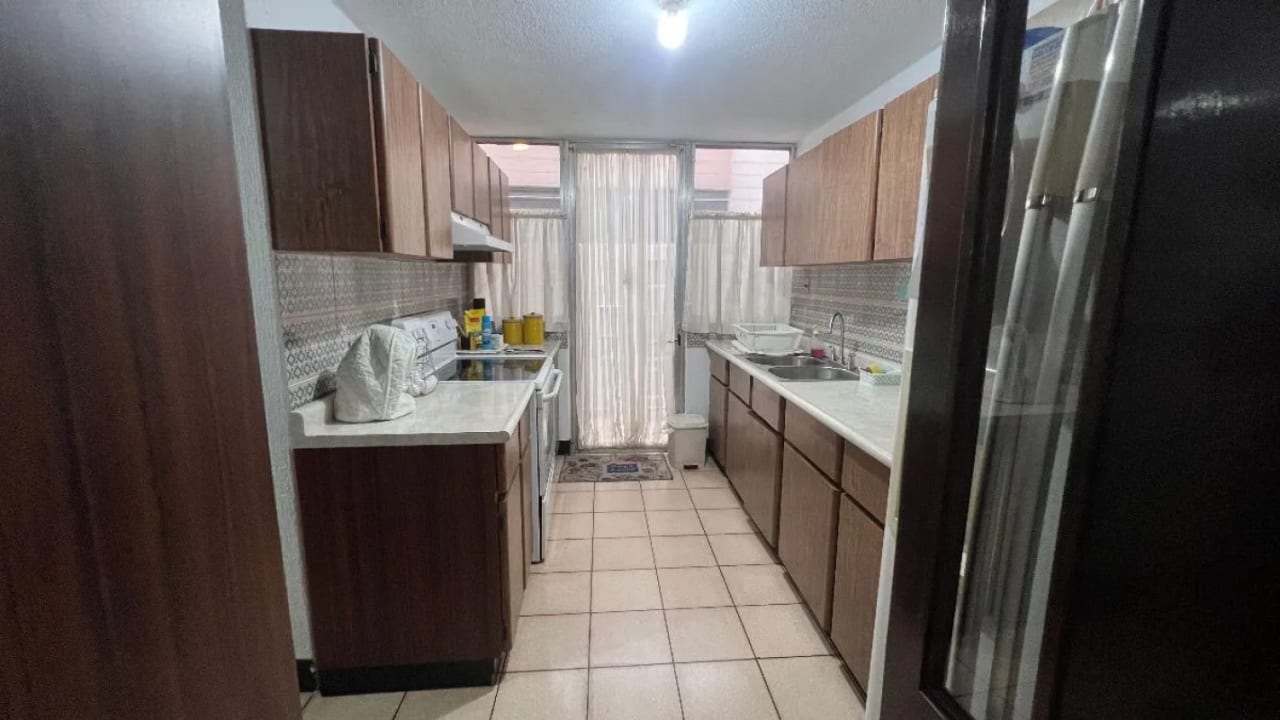 VENTA DE CASA EN VH III ZONA 15 — Casa en Venta en Vista Hermosa III, Zona 15, Guatemala, Ciudad — foto 10 de 17