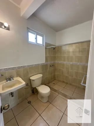 Casa en Venta en Fraijanes — Casa en Venta en Entreverdes, Carretera a El Salvador, Guatemala, Ciudad — miniatura 4 de 17