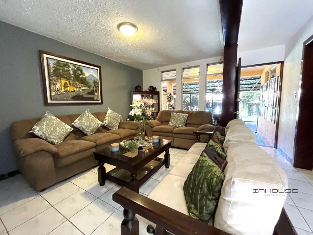 CASA EN VENTA SACATEPEQUEZ, LOS ALPES - 1