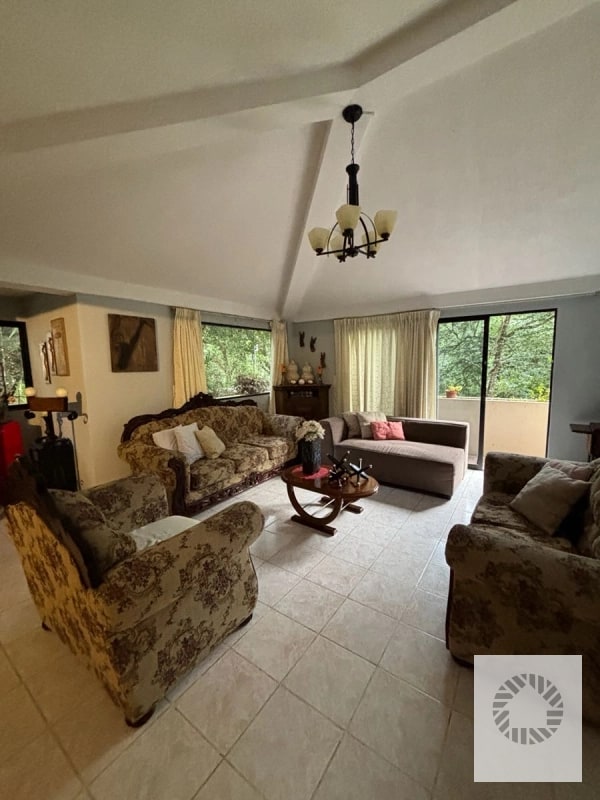 VENDO CASA AMPLIA EN ENCINAL, ZONA 7 - 1