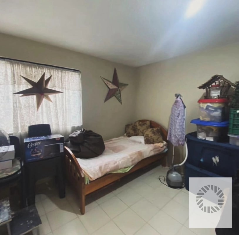 VENDO CASA AMPLIA EN ENCINAL, ZONA 7 - 7
