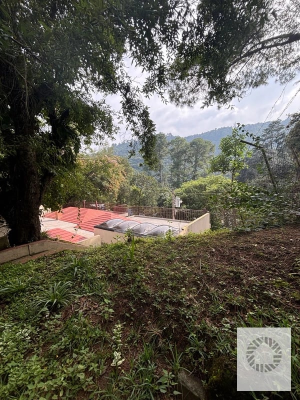 VENDO CASA AMPLIA EN ENCINAL, ZONA 7 - 3