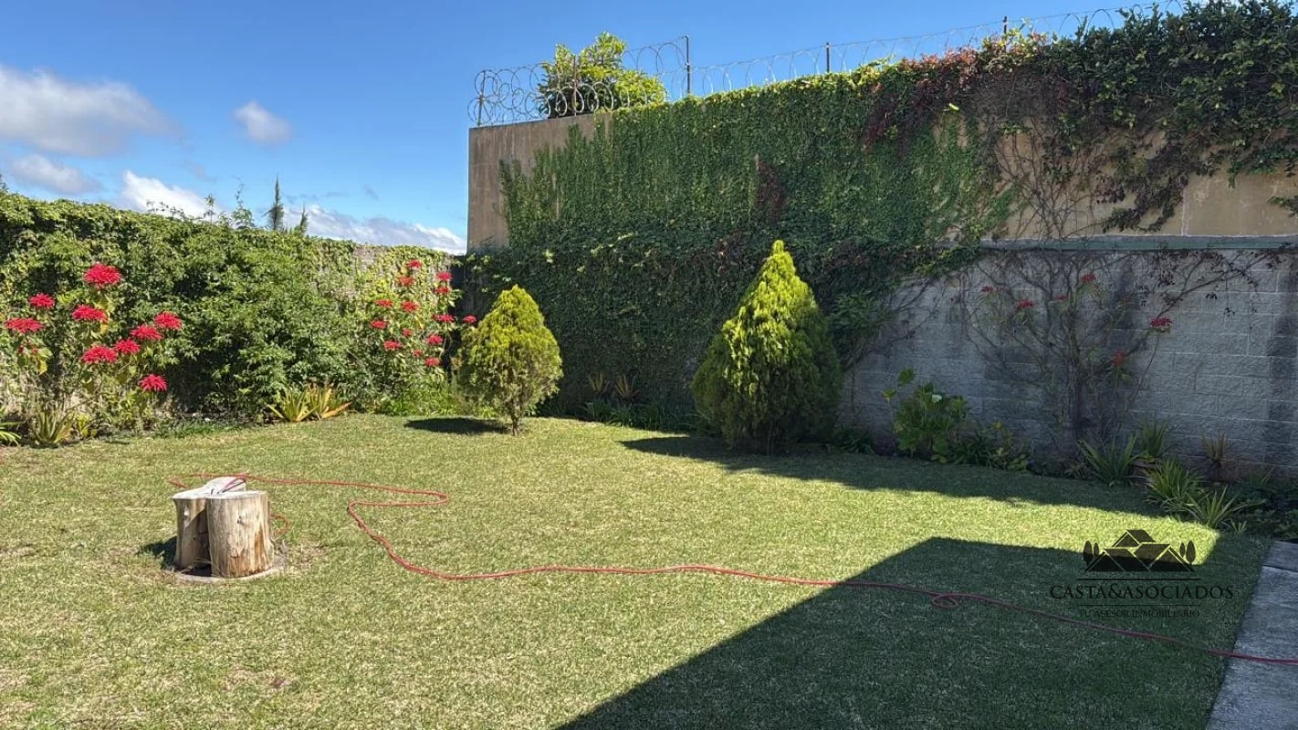 CASA EN VENTA CALLE OLMECA - 3