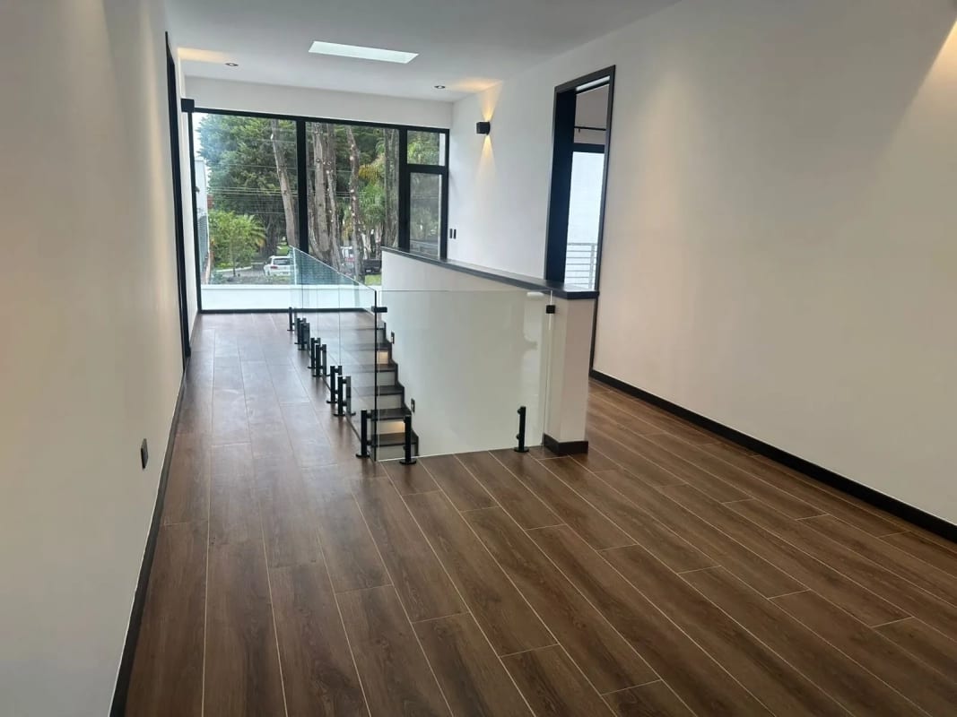 Casa en  En Renta  en Jardines  de  San  Isidro zona 16. — Casa en Alquiler en Jardines de San Isidro, Zona 16, Guatemala, Ciudad — foto 8 de 14