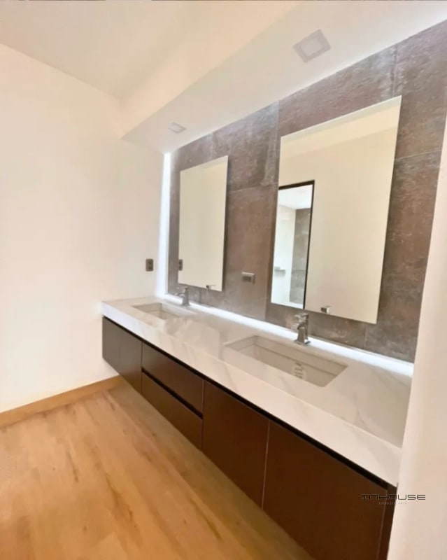 CASA EN VENTA ZONA 15 PARA ESTRENAR ALTOS DE VISTA HERMOSA. - 3