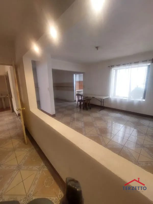 Casa con uso comercial Z16 — Casa en Venta en Zona 16, Guatemala, Ciudad — foto 2 de 8