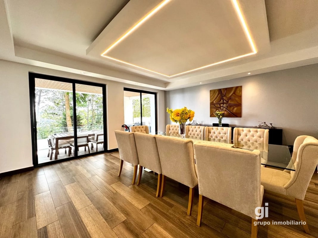 Casa en venta en Santa Rosalía con excelente distribución, jardín y pozo propio - 9