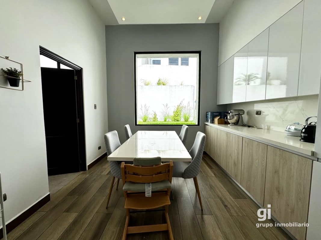 Casa en venta en Santa Rosalía con excelente distribución, jardín y pozo propio - 8