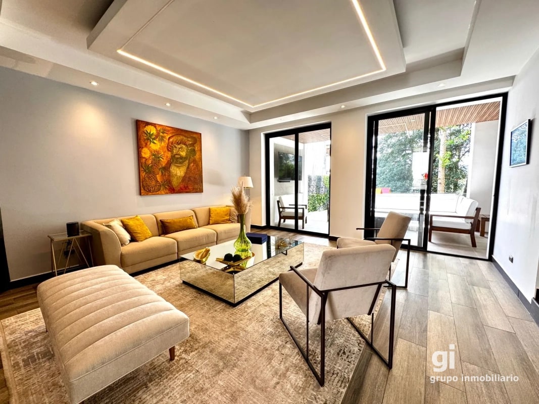 Casa en venta en Santa Rosalía con excelente distribución, jardín y pozo propio - 10