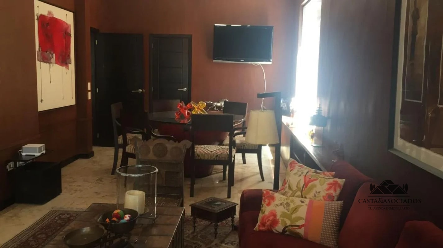 CASA EN VENTA EN ZONA 16 - 13