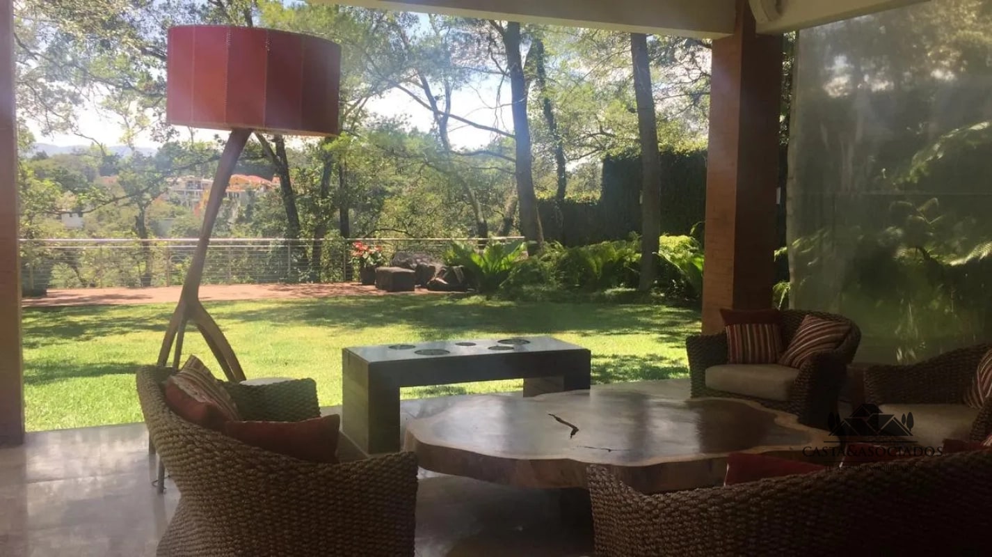 CASA EN VENTA EN ZONA 16 - 11