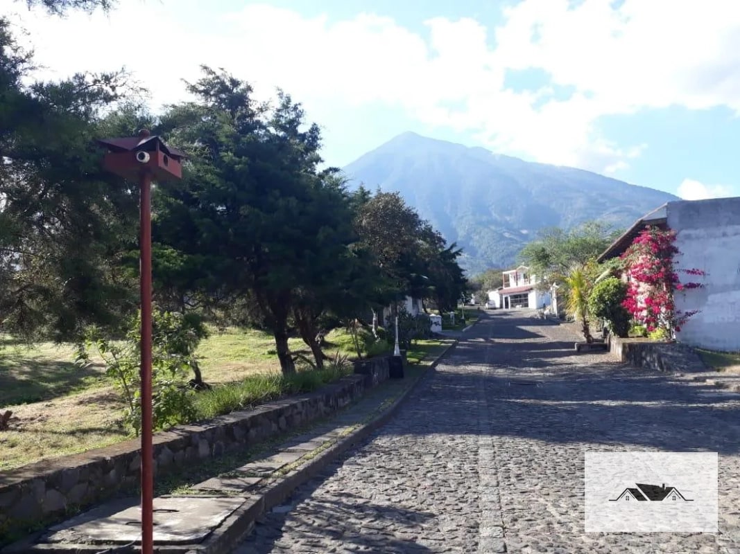 EN VENTA CASA Sector Antigua, Km 86 RN-14 CONDOMINIO ENTREVOLCANES — Casa en Venta en Alotenango, Sacatepéquez — foto 13 de 16