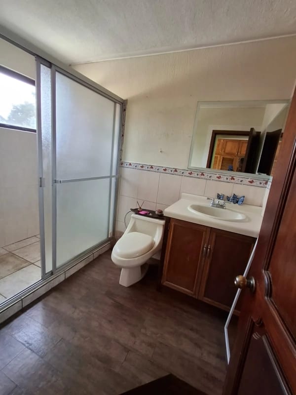 Casa grande en venta  - TERRAVISTA  Km 16.5 Carretera a El Salvador — Casa en Venta en Terravista, Carretera a El Salvador, Guatemala, Ciudad — foto 5 de 13