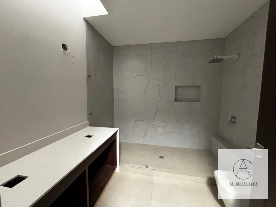 CASA EN RENTA EN SANTA CATARINA PINULA - 7
