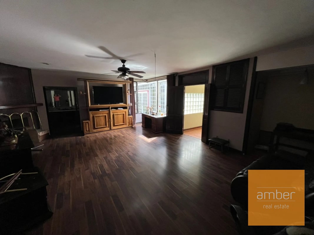 Casa en Zona 13, para remodelar o demoler - 11