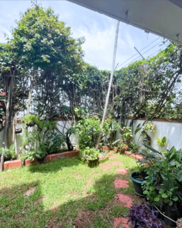 CASA EN VENTA EN SAN CRISTOBAL CON PISCINA SECTOR B7 - 4