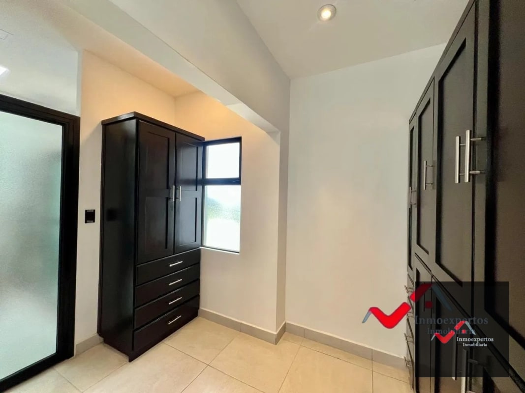 CASA EN VENTA ZONA 16 CARRETERA CRISTO REY PIEDRA PARADA, A 3 MINUTOS DE EL PULTE Y A UN COSTADO DE APARTAMENTOS NAGANO - 5