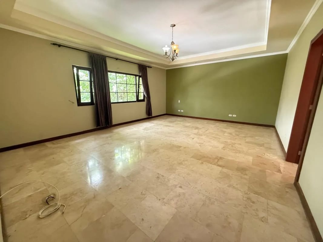 Hermosa y Amplia Casa en Renta, Muxbal — Casa en Alquiler en Santa Catarina Pinula, Guatemala, Ciudad — foto 10 de 16