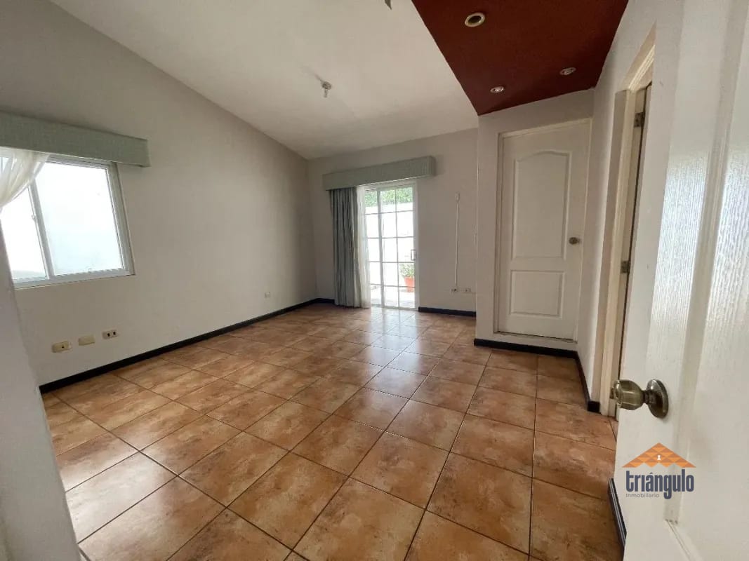 Casa en Venta 4 Habitaciones, Km. 24.2 CAES — Casa en Venta en km 21-25, Carretera a El Salvador, Guatemala, Ciudad — foto 3 de 16