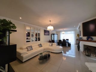 km 26 Carretera a El Salvador casa en venta moderna — Casa en Venta en Bosques de Villa Verde, Carretera a El Salvador, Guatemala, Ciudad — miniatura 3 de 17