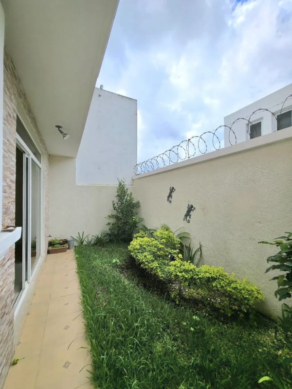 km 26 Carretera a El Salvador casa en venta moderna — Casa en Venta en Bosques de Villa Verde, Carretera a El Salvador, Guatemala, Ciudad — foto 7 de 17