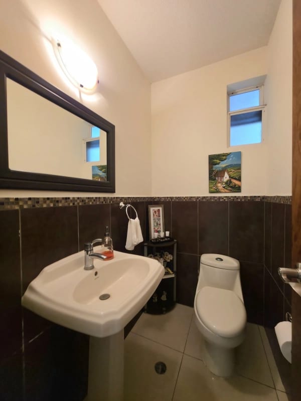 km 26 Carretera a El Salvador casa en venta moderna — Casa en Venta en Bosques de Villa Verde, Carretera a El Salvador, Guatemala, Ciudad — foto 10 de 17