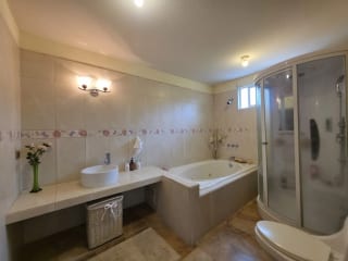 km 26 Carretera a El Salvador casa en venta moderna — Casa en Venta en Bosques de Villa Verde, Carretera a El Salvador, Guatemala, Ciudad — miniatura 14 de 17