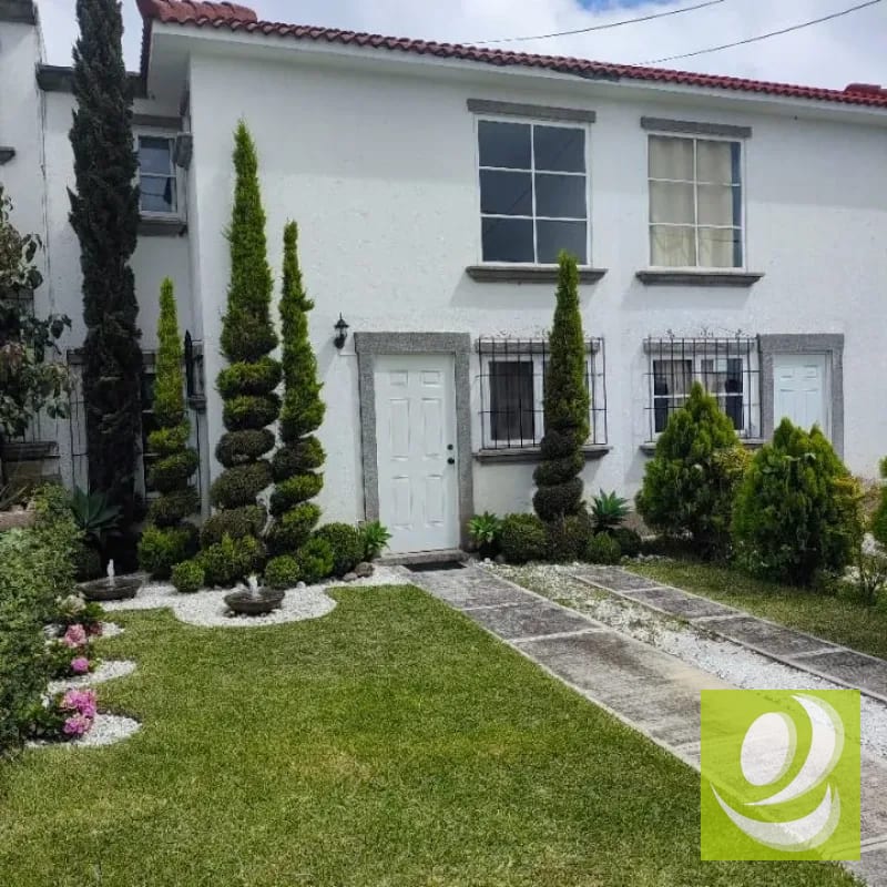 CASA EN VENTA EN RESIDENCIALES FUENTES DEL VALLE NORTE — Casa en Venta en Zona 18, Guatemala, Ciudad — foto 1 de 12