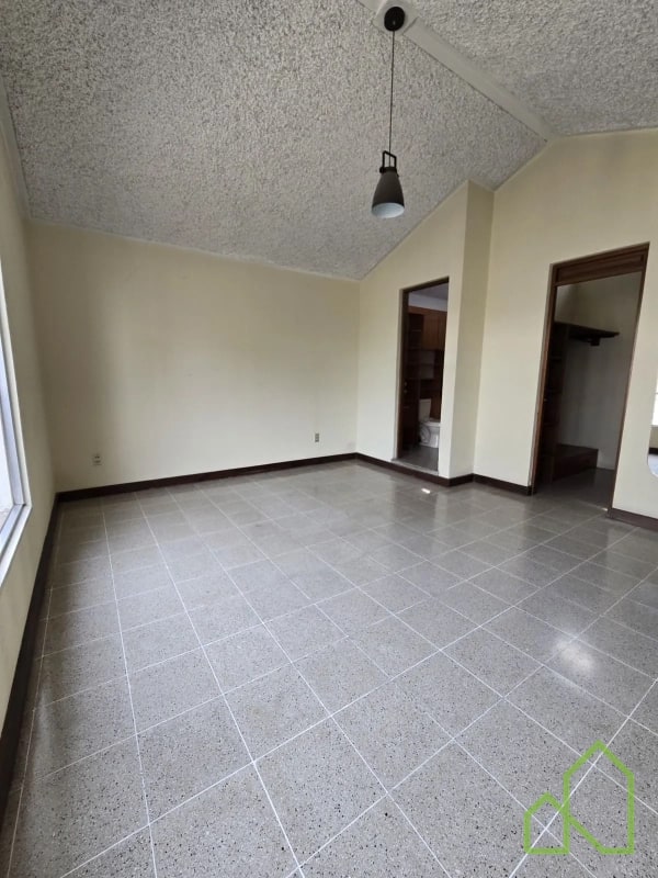 Casa en Venta en Condominio Zona 11 - 12
