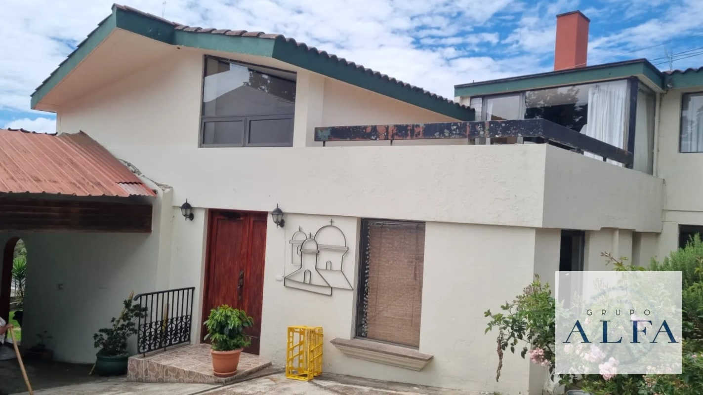 CASA EN VENTA LOMAS DE SAN RAFAEL KM 16 CAES. U$565,000.00 negociable - 7