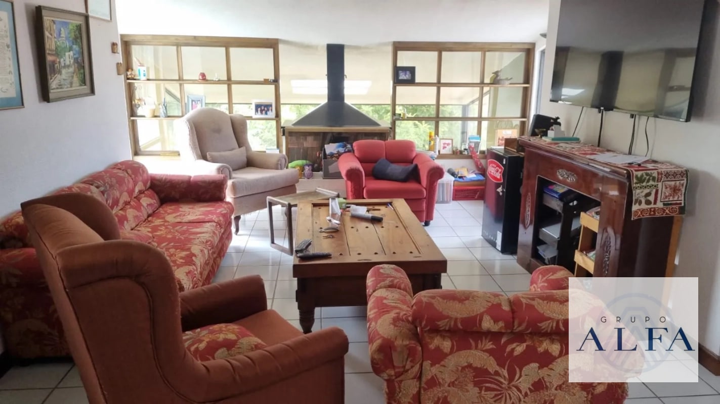 CASA EN VENTA LOMAS DE SAN RAFAEL KM 16 CAES. U$565,000.00 negociable - 5