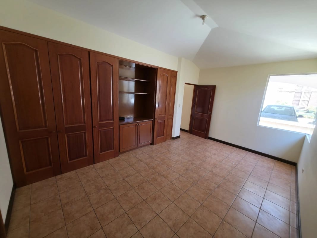 Casa en venta en Carretera a El Salvador Lo de Diéguez — Casa en Venta en Carretera a El Salvador, Guatemala, Ciudad — foto 3 de 17