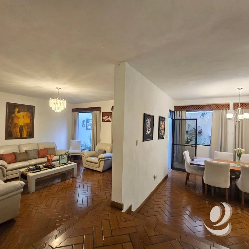 Casa en Venta Valles de San Cristóbal Zona 8 de Mixco - 16