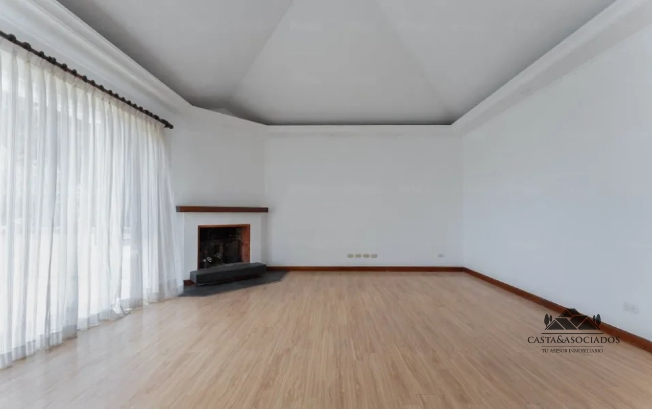 CASA EN VENTA EN CAES - 4