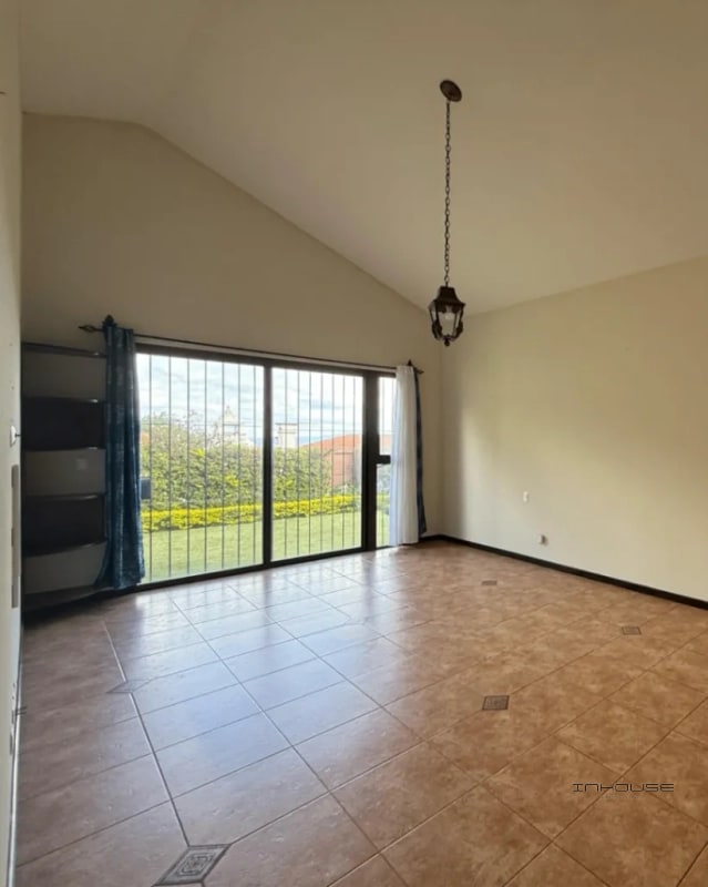 CASA EN VENTA EN FRAIJANES CON JARDIN - 5