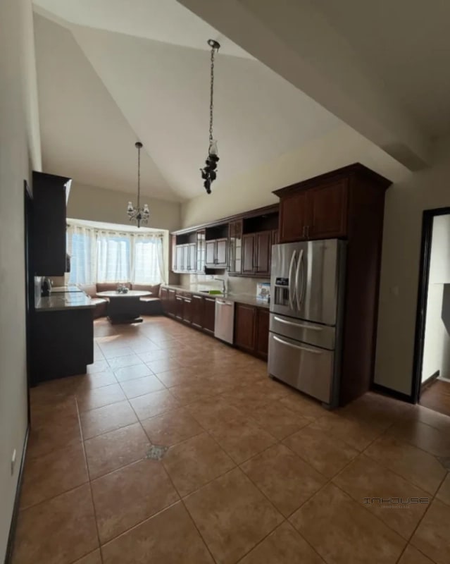 CASA EN VENTA EN FRAIJANES CON JARDIN - 4