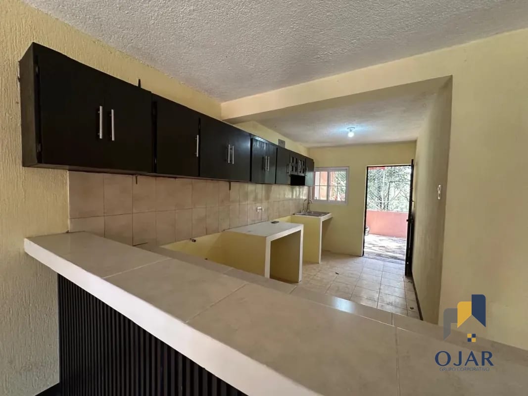 CASA EN VENTA EN FRAIJANES, DENTRO DE GARITA, KM 27 — Casa en Venta en Carretera a El Salvador, Guatemala, Ciudad — foto 9 de 12