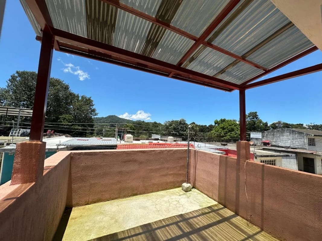 CASA EN VENTA EN FRAIJANES, DENTRO DE GARITA, KM 27 — Casa en Venta en Carretera a El Salvador, Guatemala, Ciudad — foto 2 de 12