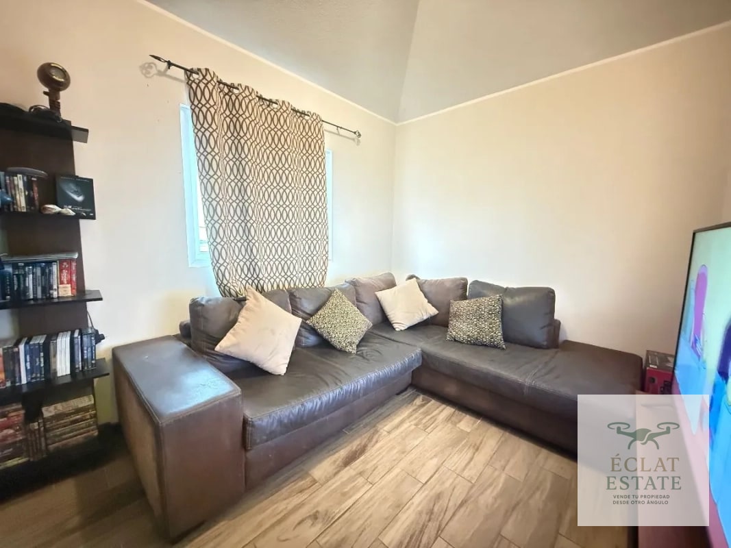 Casa en venta en Lo de Valdéz, km 19 Carretera a San José Pinula – 192 m² - 4