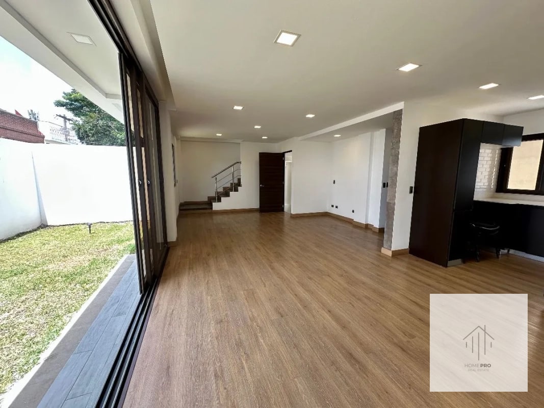 Casa Nueva en Venta en Zona 15 - 14