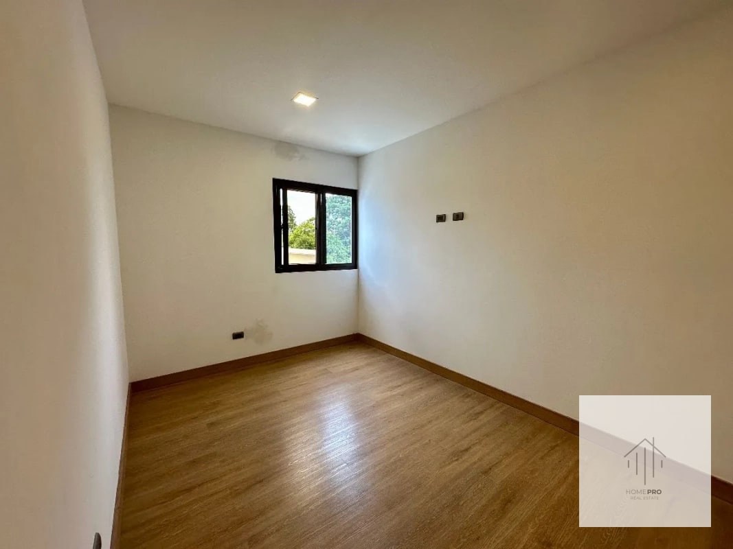 Casa Nueva en Venta en Zona 15 - 4