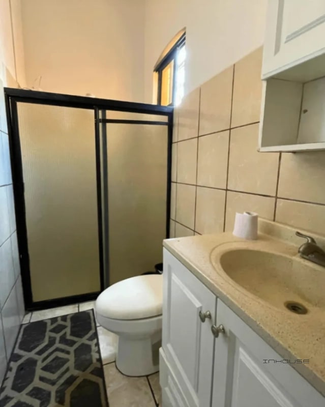 CASA EN VENTA EN SAN CRISTOBAL ZONA 8 DE MIXCO, DE UN NIVEL - 6
