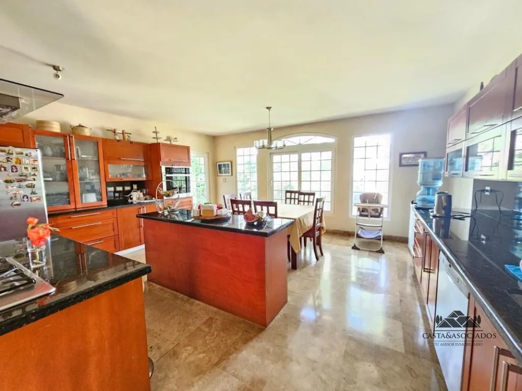 CASA EN VENTA SANTA CATARINA PINULA - 12