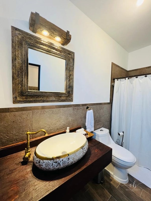 Casa en venta(amueblada) - Casco del Cerro - Antigua Guatemala - 2