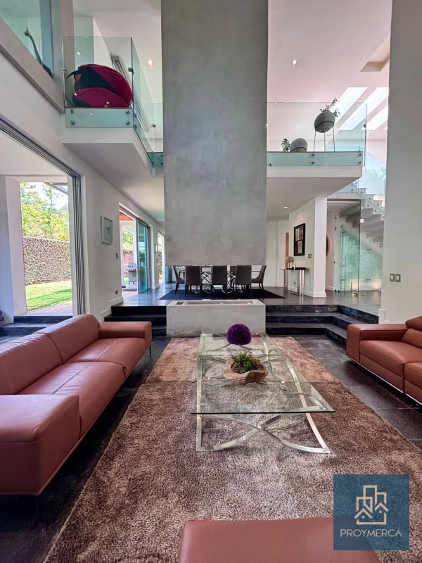 Hermosa casa en venta, condominio Las Luces, Km 13.5 Carretera a El Salvador - 1