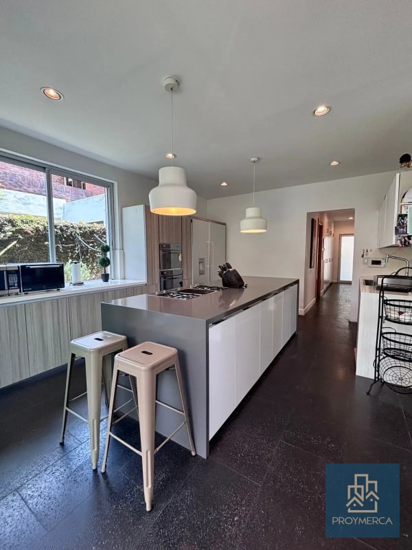 Hermosa casa en venta, condominio Las Luces, Km 13.5 Carretera a El Salvador - 10