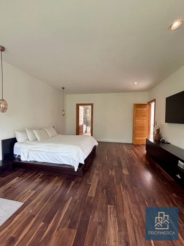Hermosa casa en venta, condominio Las Luces, Km 13.5 Carretera a El Salvador - 7